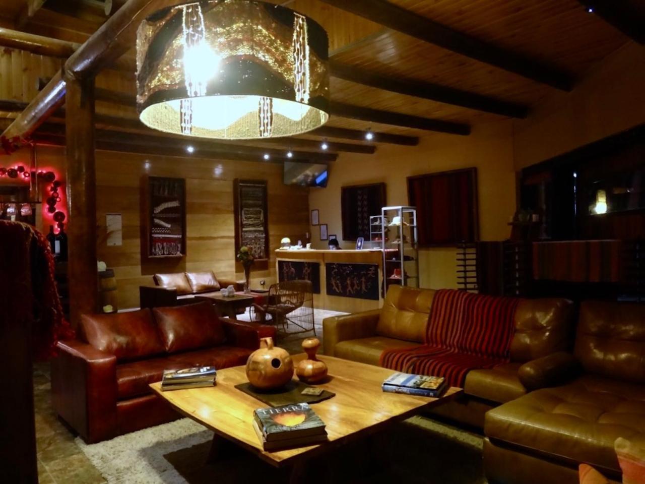 Noi Bordeloa Hotel Каламa Екстериор снимка